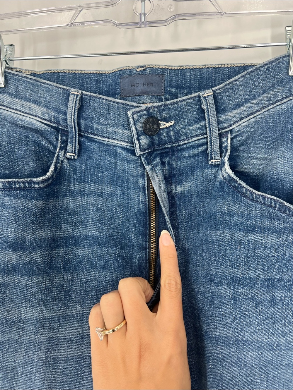Mother The Hustler Ankle Fray Distressed Dark Jeans in Can't Stop Staring 28 NWT - Picture 6 of 8